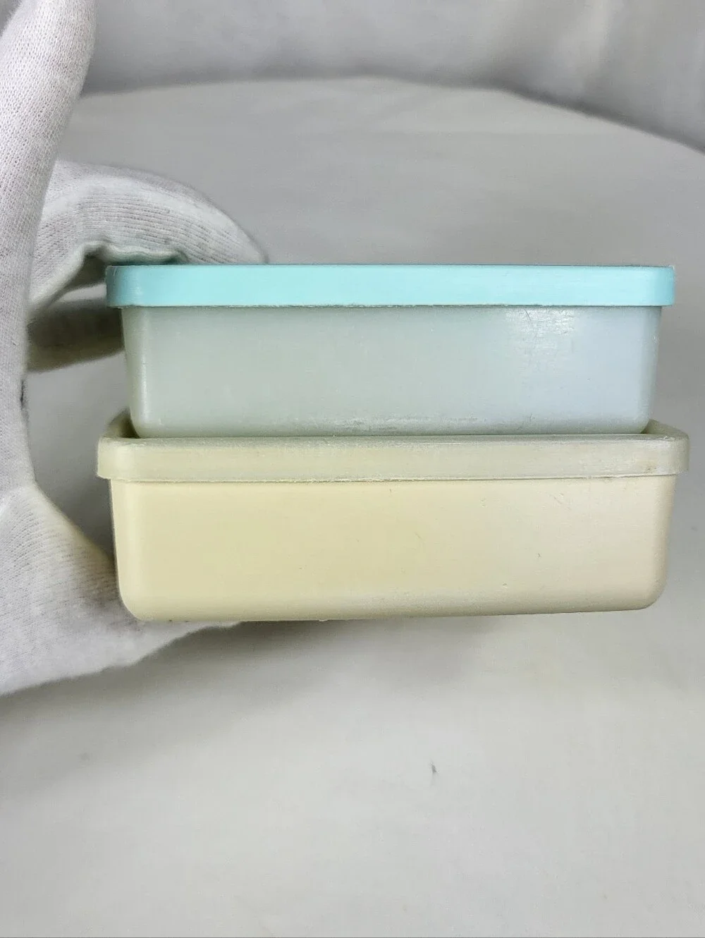 Tupperware reusable square